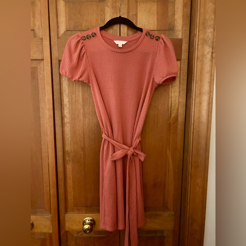 LC Lauren Conrad Women’s Salmon Sz XS Classic Minimalist Textured Belted Dress
